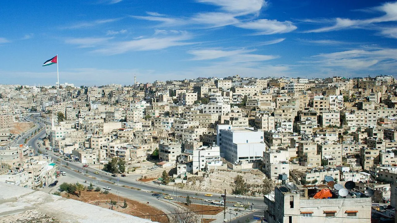 تحذير للمواطنين.. كتلة هوائية باردة تضرب البلاد الثلاثاء وسط تقلبات جوية محتملة